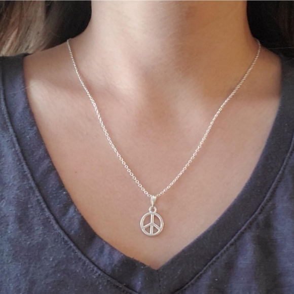 New 18" Dainty 925 Sterling Silver Plated Necklace Chain - Picture 2 of 15